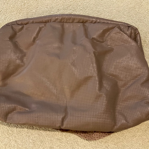 Vintage Leather Bag with Fold Over Closure - Very Unusual! - Picture 5 of 8